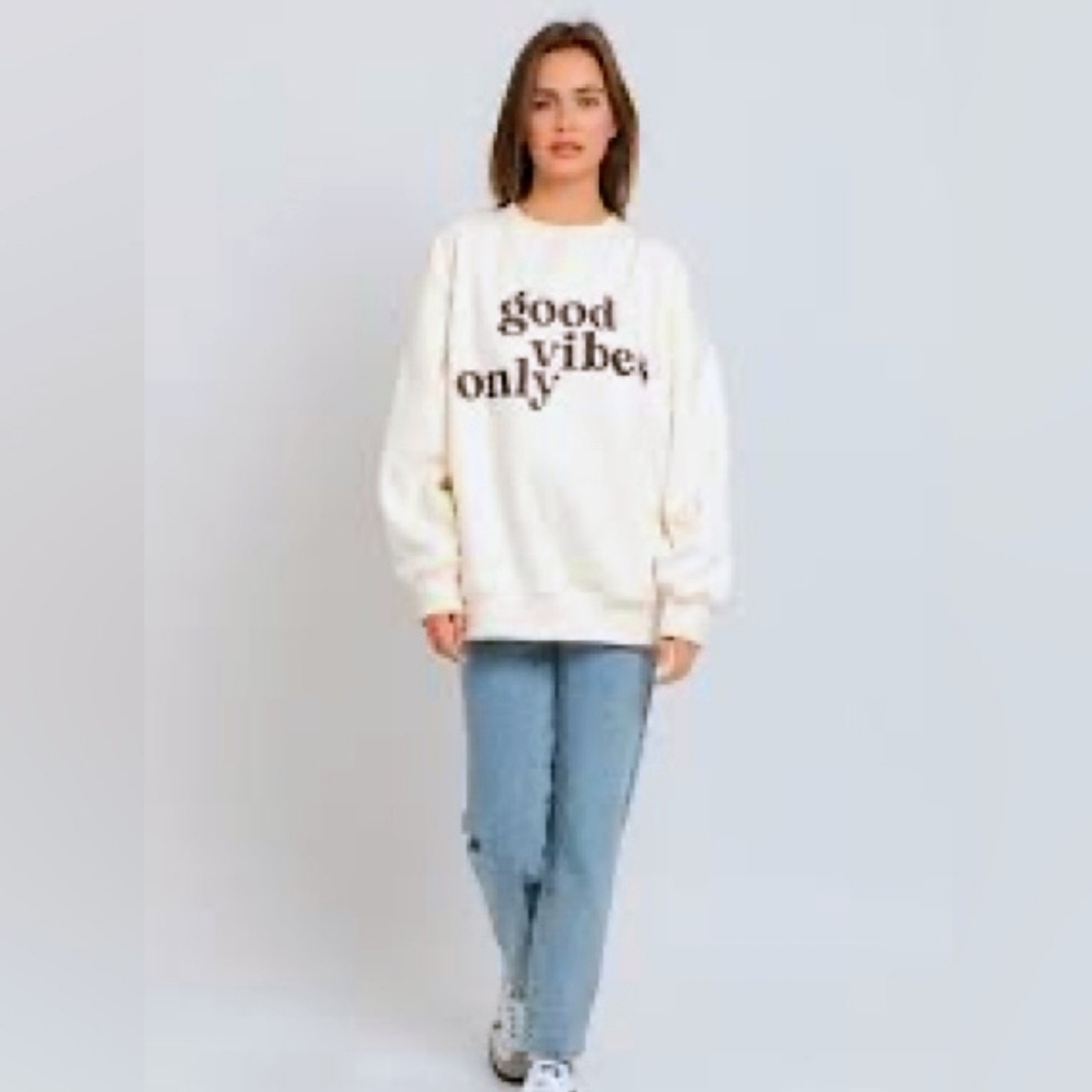 Women's "LE LIS" White/Cream Embroidered "Good Vibes Only" Sweatshirt - Size M